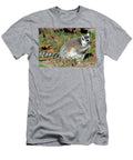 Ring Tailed Lemur Lemur Catta Feeding Millard H Sharp T-Shirt